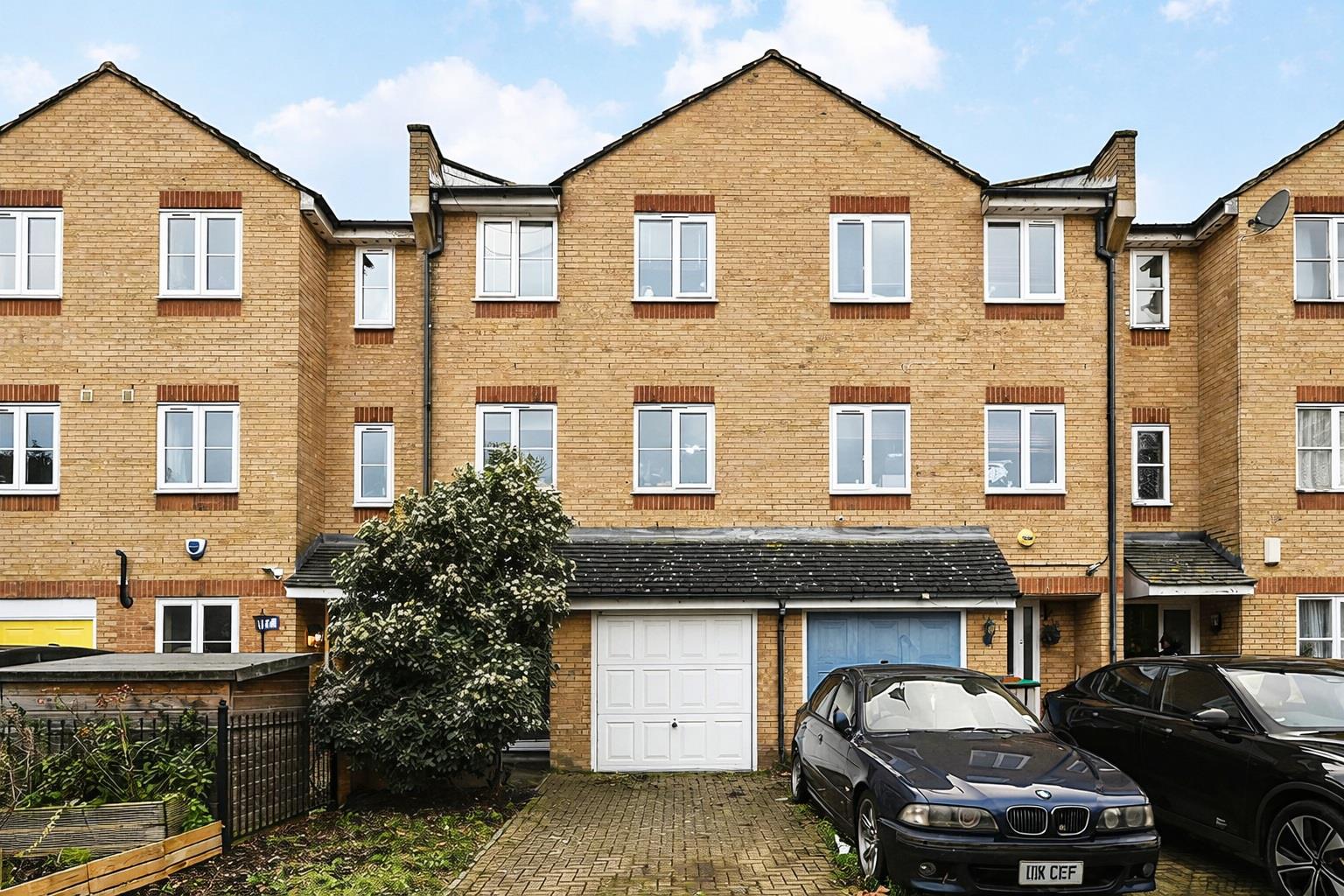 Mast House Terrace, Isle of Dogs, E14 - Limehouse Sales. Property  for sale  in London